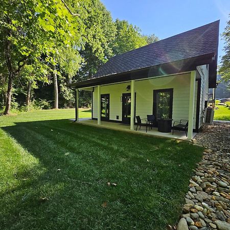 Life'S Good Retreat Bear Cottage Brevard Exterior foto